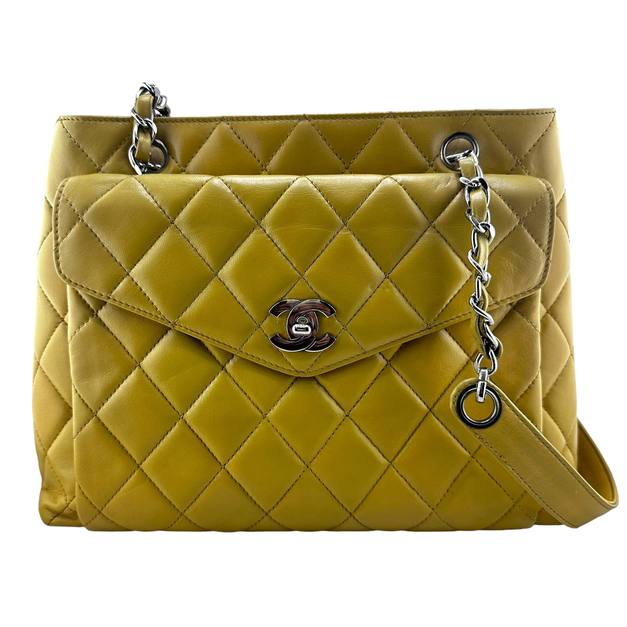 CHANEL Lambskin Flap Chain Bag