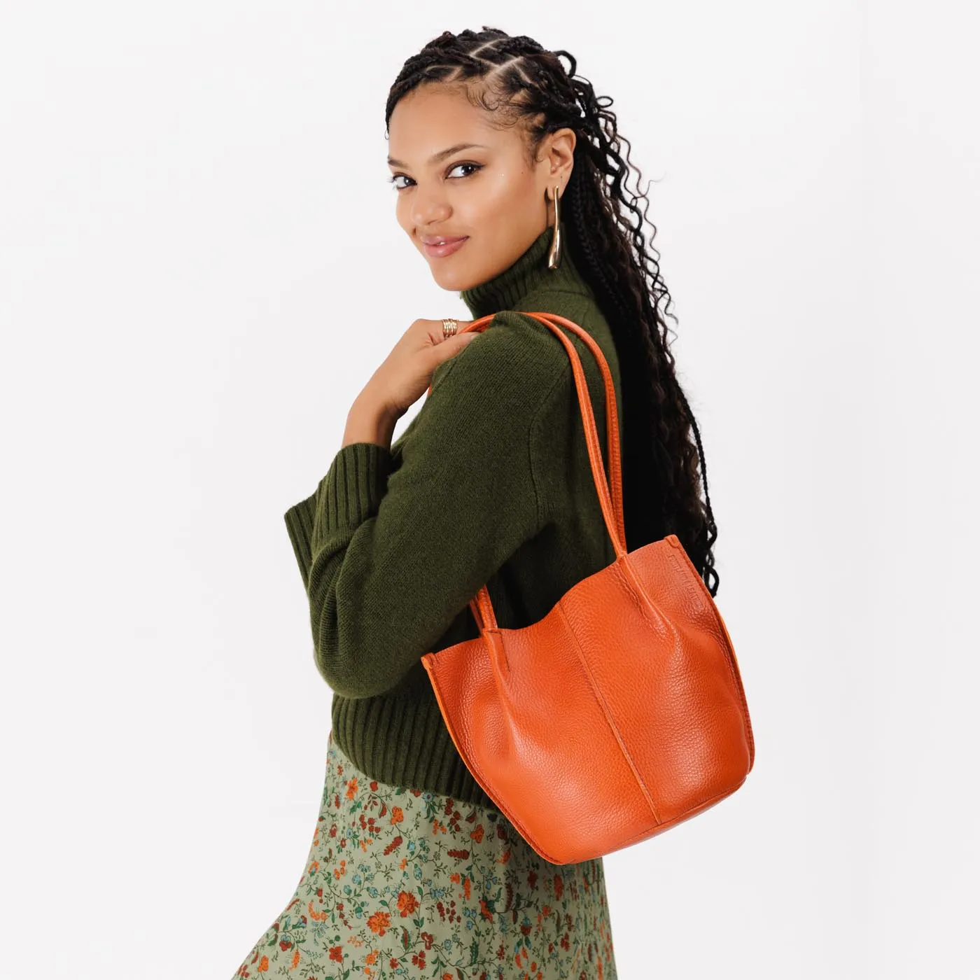 Devan Bucket Tote